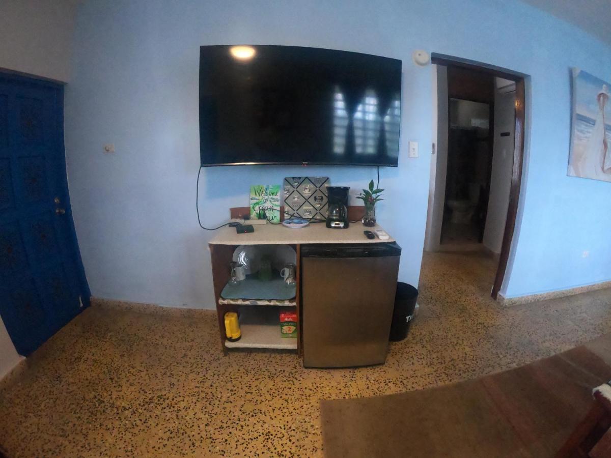 Ocean View Suites 卢基约 外观 照片