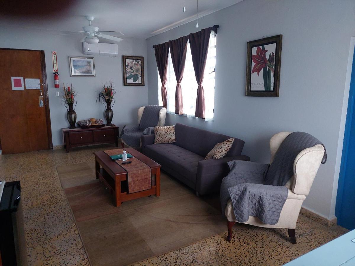 Ocean View Suites 卢基约 外观 照片