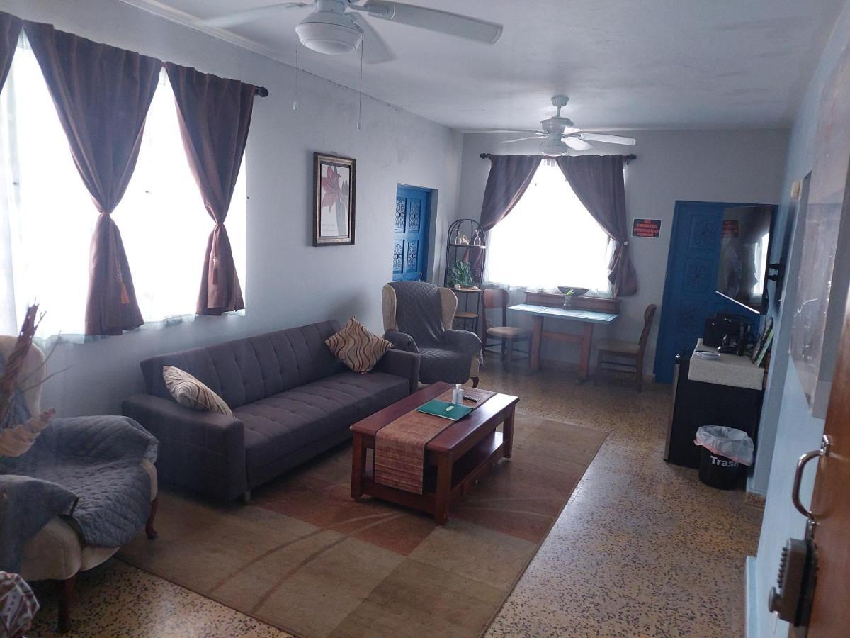 Ocean View Suites 卢基约 外观 照片