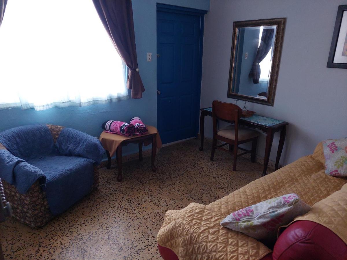 Ocean View Suites 卢基约 外观 照片