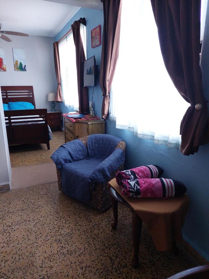 Ocean View Suites 卢基约 外观 照片