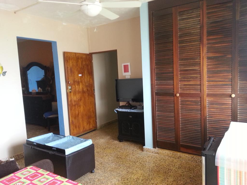 Ocean View Suites 卢基约 外观 照片